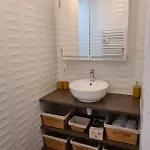 Le De La Fontaine Апартаменты *